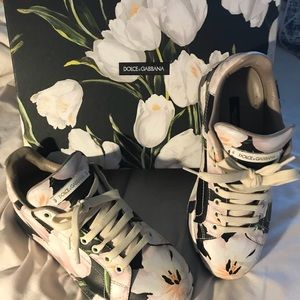 Size 7.5 Dolce & Gabbana sneakers
